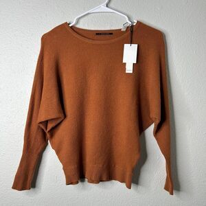 T Tahari Womens Sweater Dolman Sleeve NWT Small